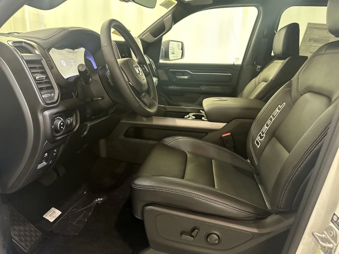 2026 RAM 1500 Rebel - Photo 14