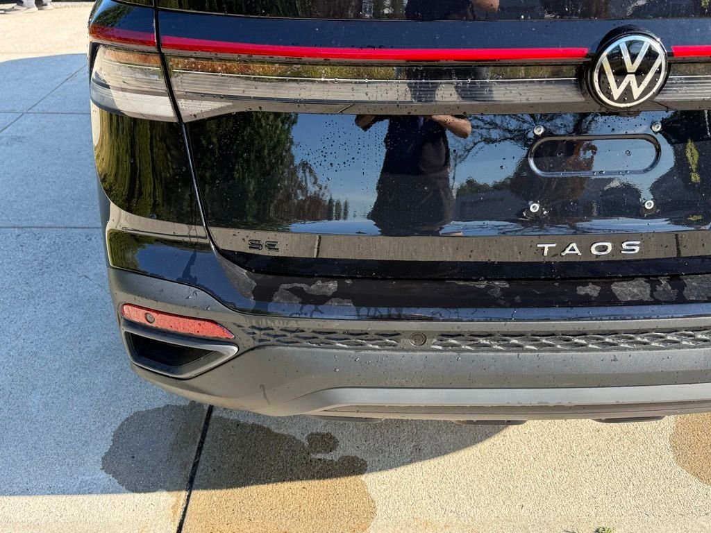 New 2026 Black Volkswagen 1.5T SE Black image 15