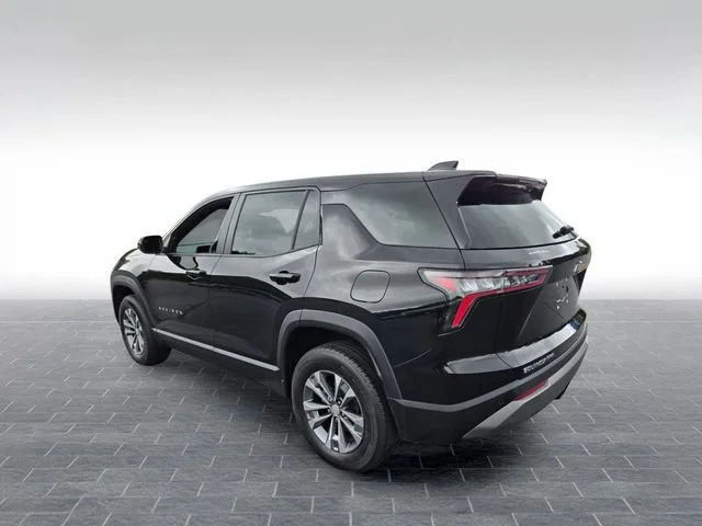 Used 2025 Mosaic Black Metallic Chevrolet LT image 6