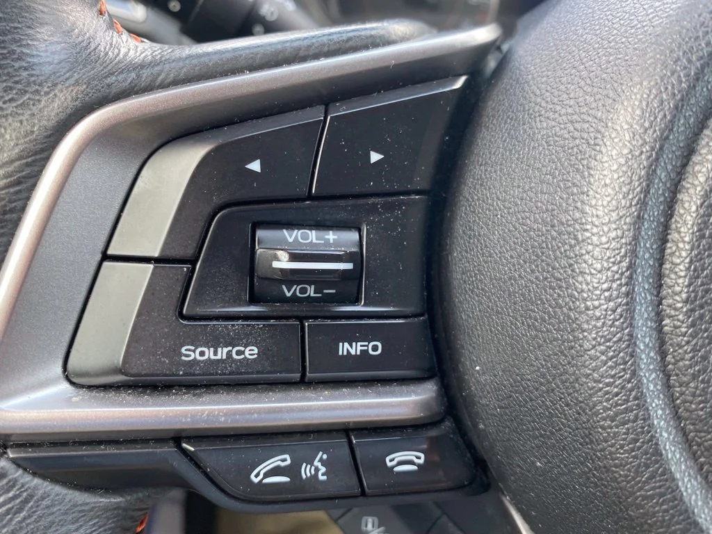 Used 2019 Gray Subaru 2.0i Limited image 28