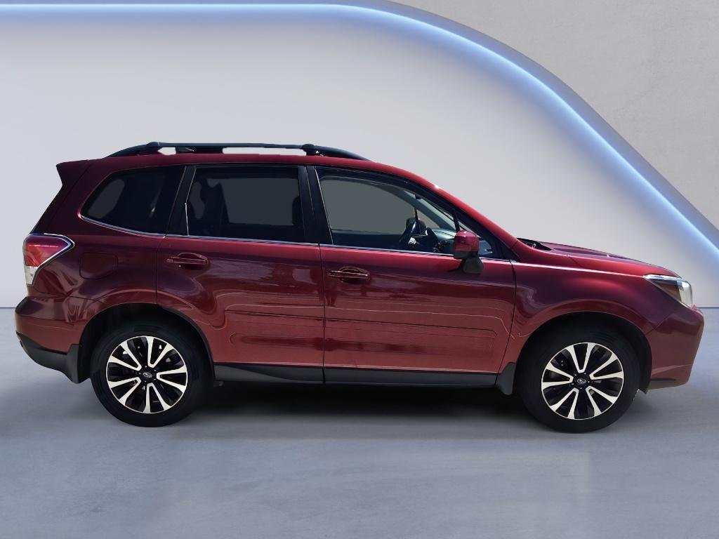 Used 2018 Venetian Red Pearl Subaru Premium image 6