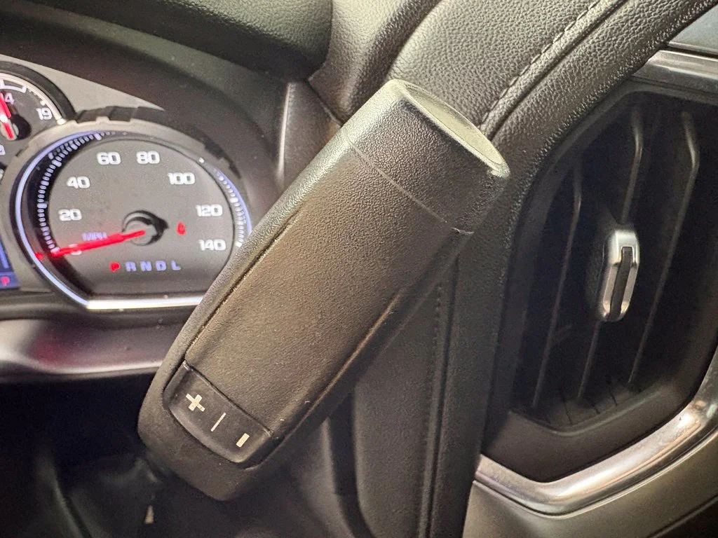 Used 2021 RED HOT Chevrolet LT image 33