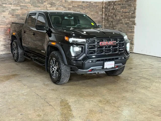 Used 2023 Onyx Black GMC AT4 image 2