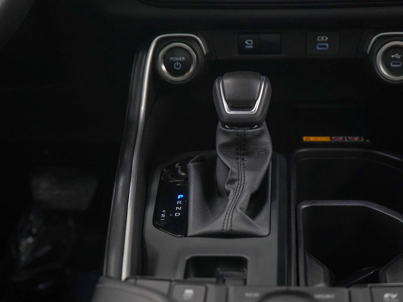 Used 2025  Toyota XLE image 19