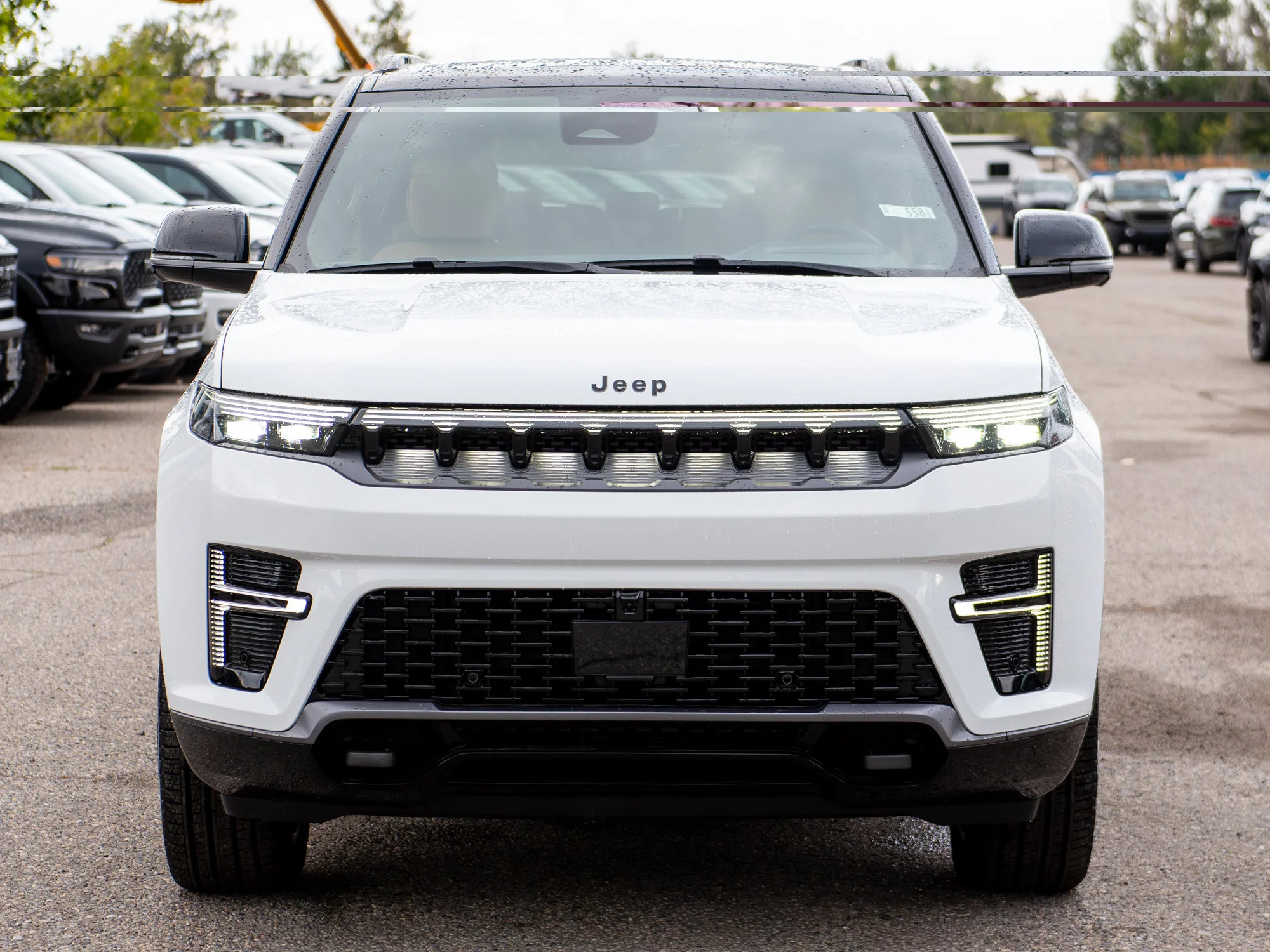 New 2026 White Jeep Summit Reserve* 4x4, Massage Seats, McIntosh Audio, Front Cooler image 9