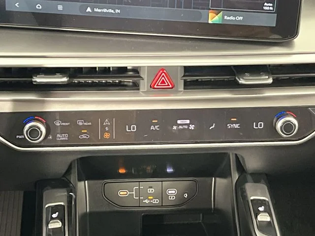 2026 Kia Sorento S - Photo 18