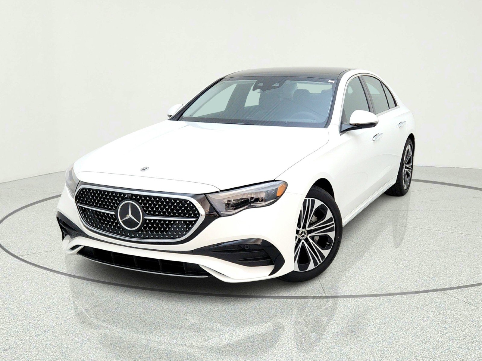 New 2026 Polar White Mercedes-Benz E 350 RWD Sedan image 2