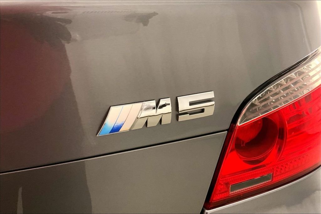 Used 2008 Space Gray Metallic BMW  image 30