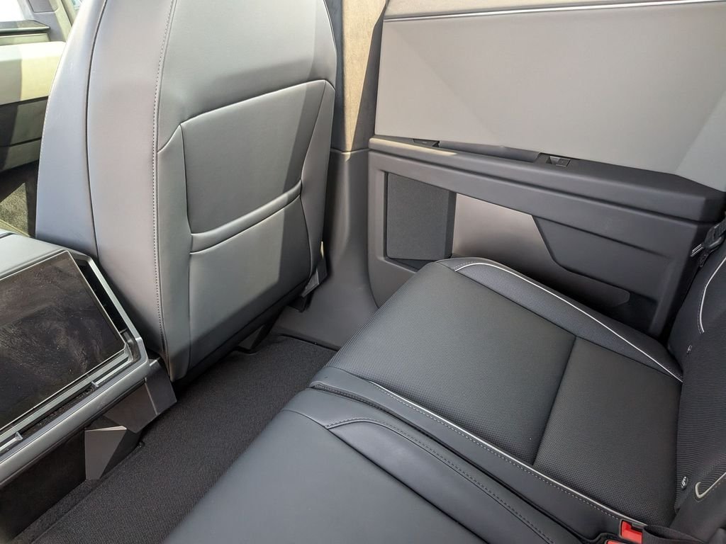 Used 2025 Silver Tesla Base image 28