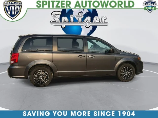Used 2018 Gray Dodge SE Plus image 11