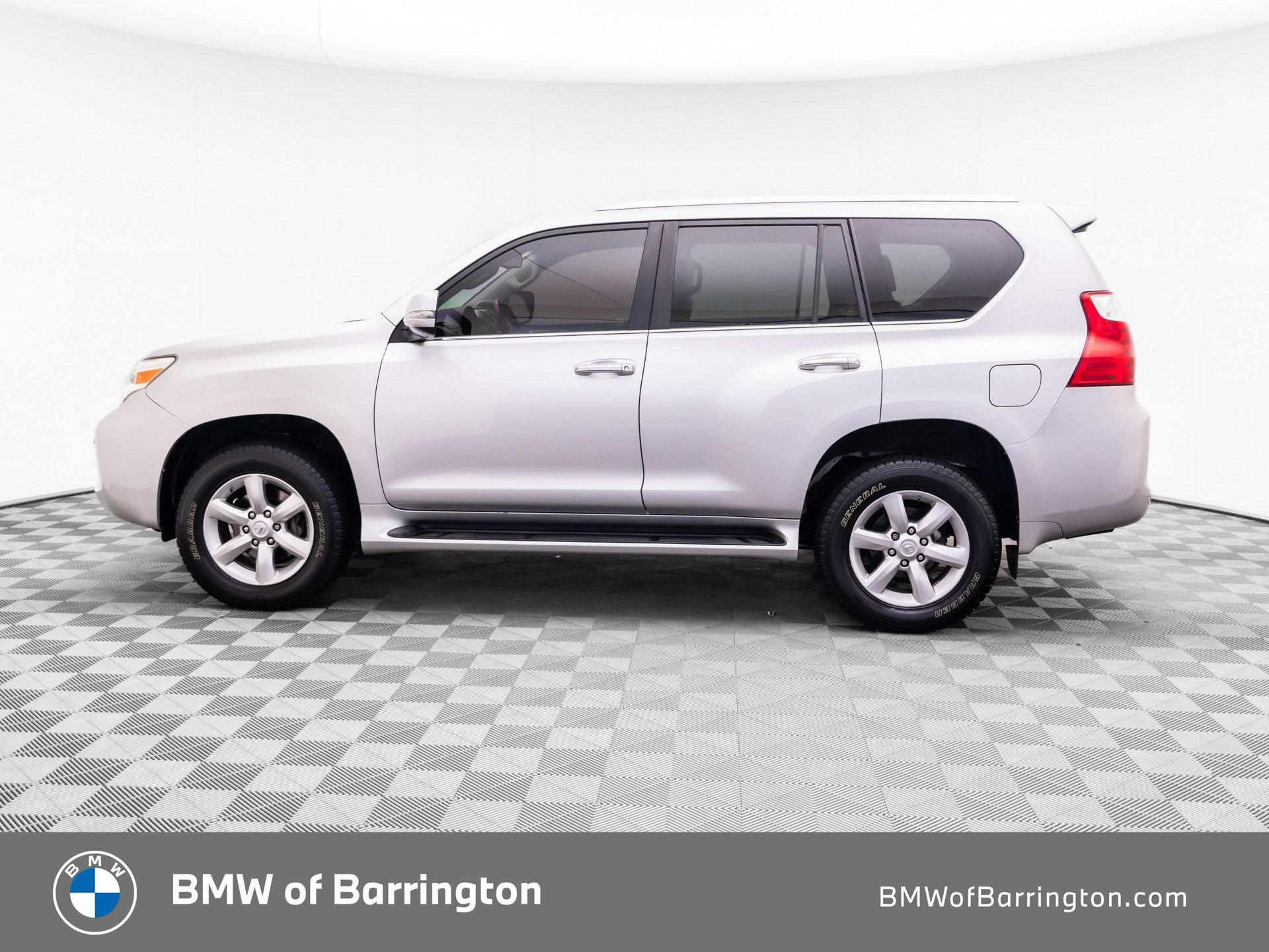 Used 2010 Lexus GX Base with VIN JTJBM7FX8A5005541 for sale in Barrington, IL