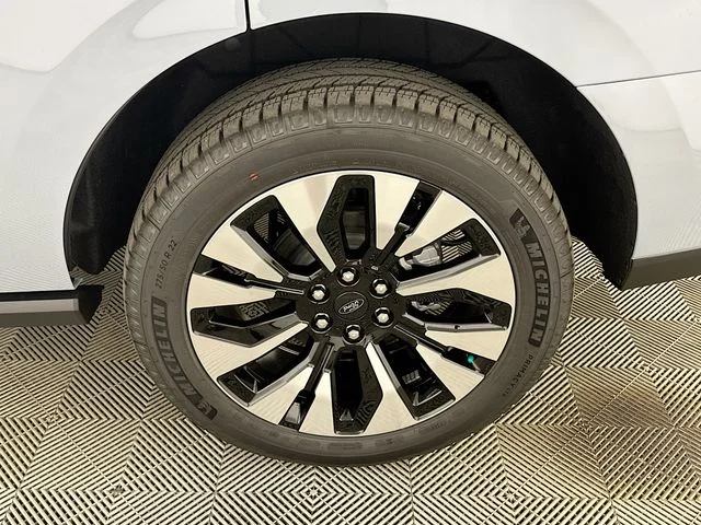 New 2026 Ford Expedition Platinum
