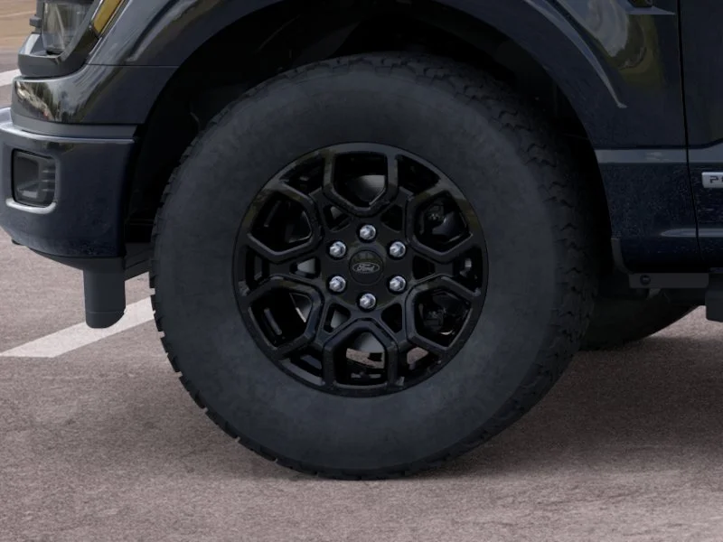 New 2026 Agate Black Metallic Ford XLT image 19
