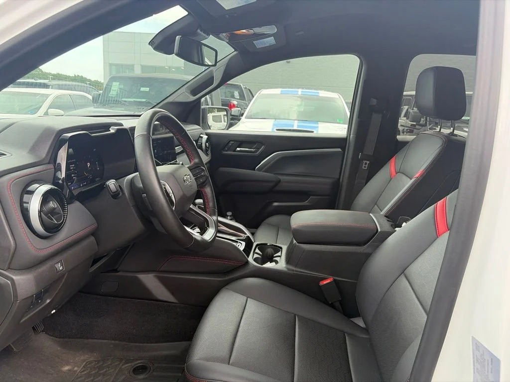 Used 2024 White Chevrolet Z71 image 2