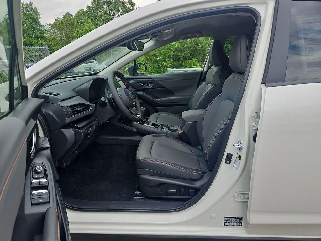 New 2026 CRYSTAL WHITE PEARL Subaru Limited Hybrid image 15