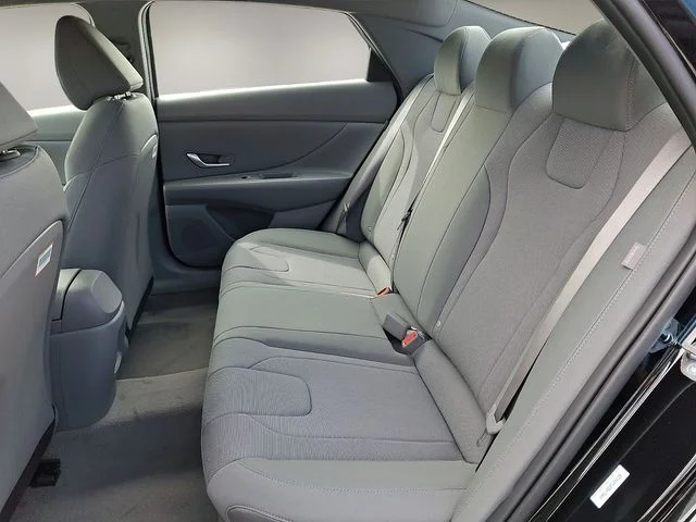 New 2026 Black Hyundai SE image 7