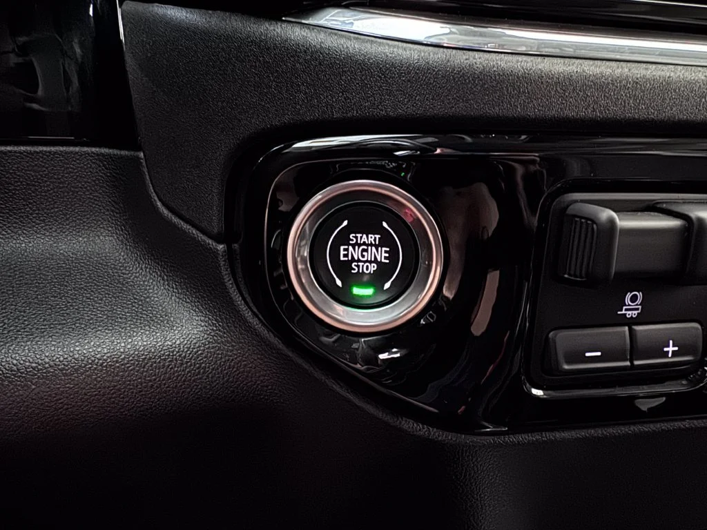 2023 GMC Sierra 1500 SLT - Photo 19