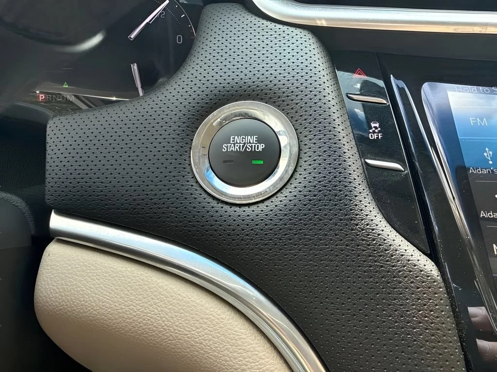 Used 2018 PHANTOM GRAY METALLIC Cadillac  image 22
