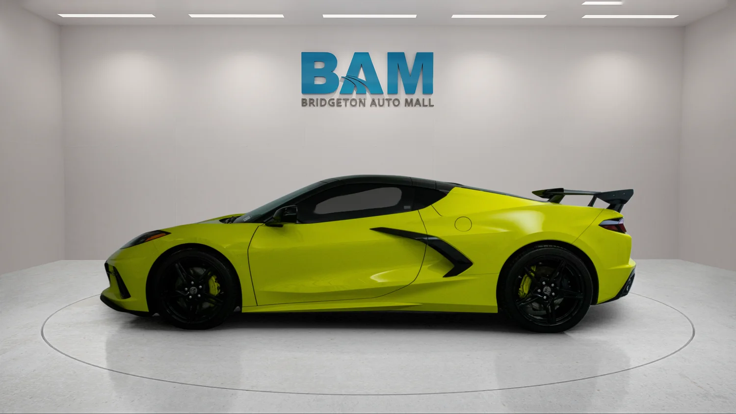 Used 2022 Yellow Chevrolet Stingray image 4