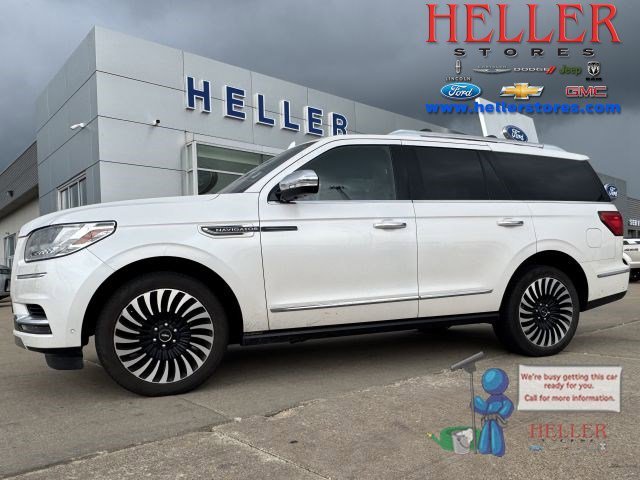 Used 2019 White Platinum Clearcoat Metallic Lincoln Black Label image 1