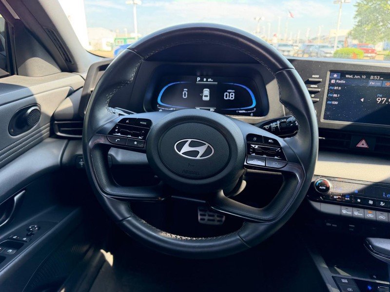 Used 2025 Fluid Metal Hyundai SEL Sport image 10