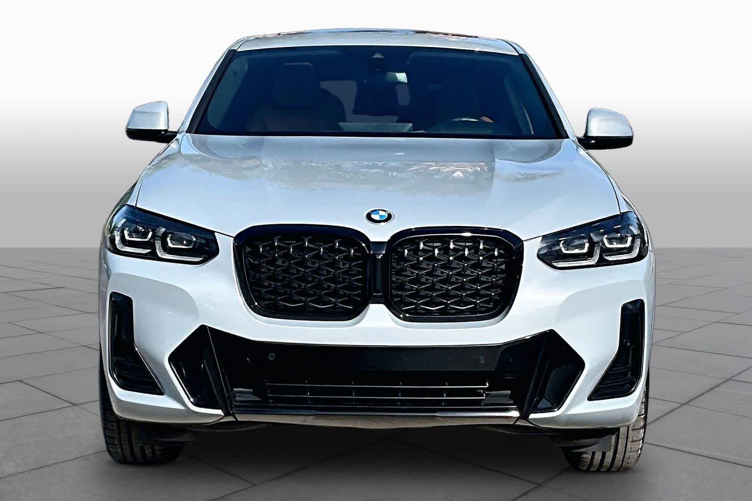 Used 2023 Brooklyn Grey Metallic BMW xDrive30i image 4