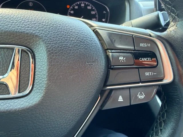 Used 2022 Sonic Gray Pearl Honda Sport image 12