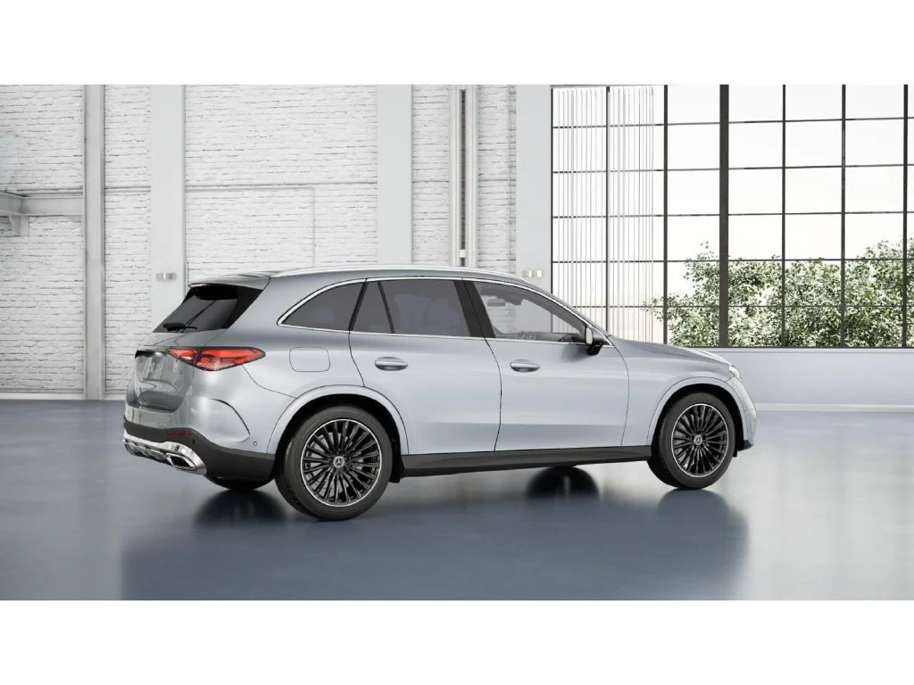 New 2027 Silver Mercedes-Benz GLC 300 image 19