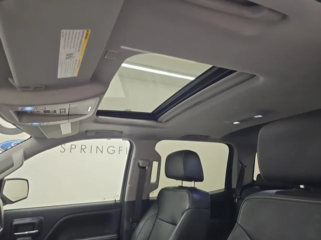 Used 2018 Summit White Chevrolet LTZ image 22