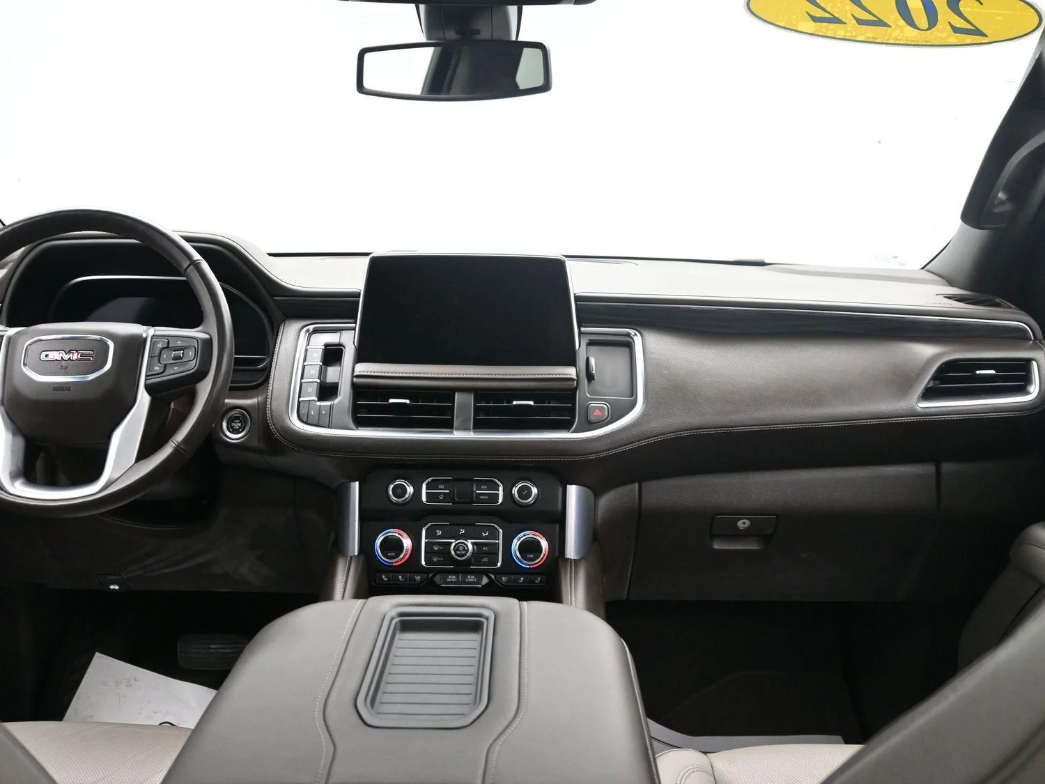 2022 GMC Yukon SLT - Photo 17