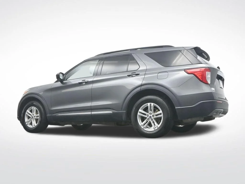 Used 2022 Carbonized Gray Metallic Ford XLT image 39