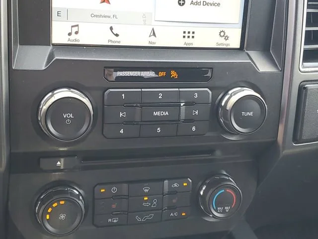 Used 2018 Oxford White Ford XL image 18
