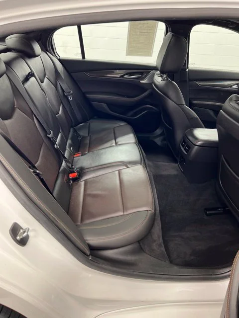 Used 2020 White Cadillac Sport image 19