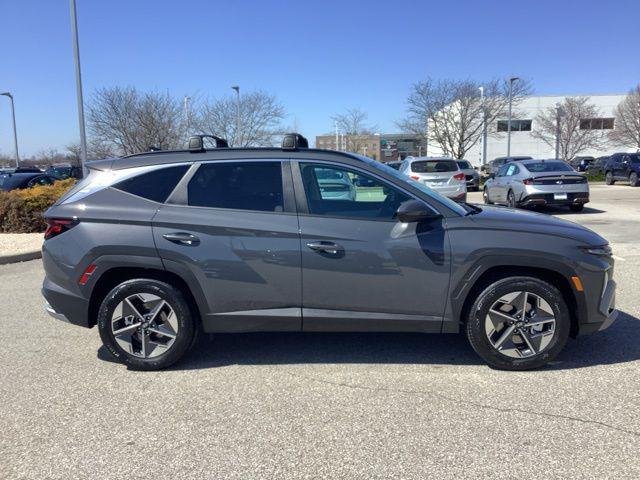 New 2026 Gray Hyundai SEL image 4
