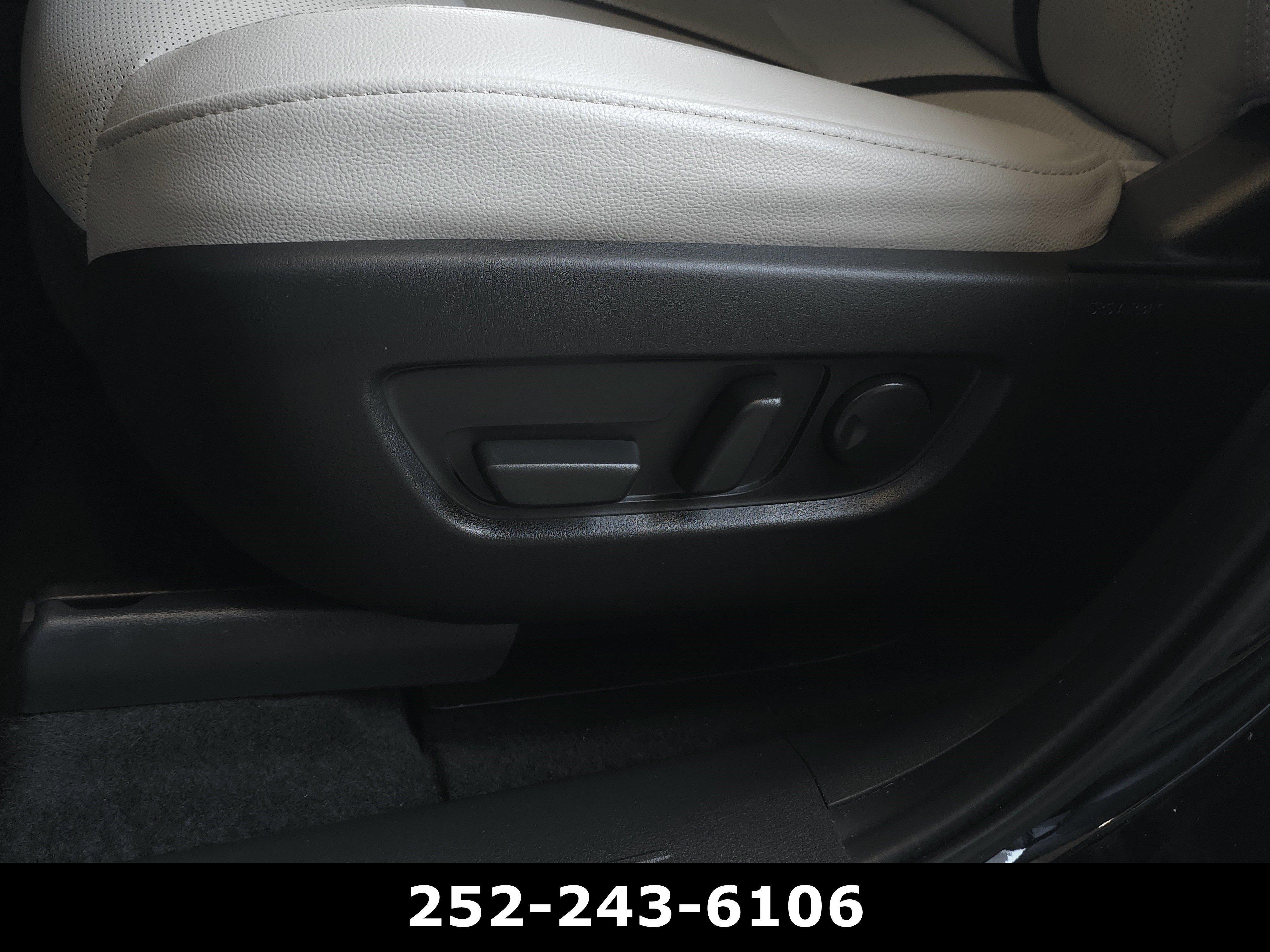 Used 2024 Jet Black Mica Mazda Preferred image 10