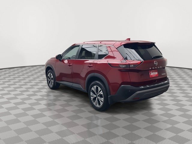Used 2023 Scarlet Ember Tintcoat Nissan SV image 32