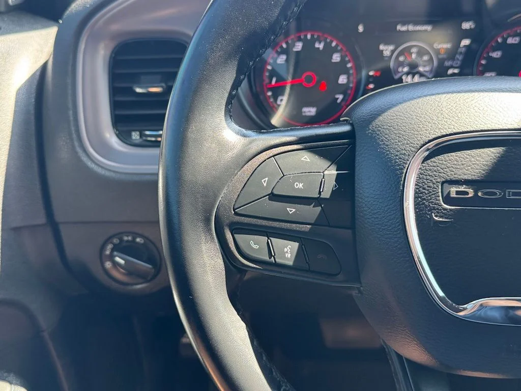 Used 2023 Blue Dodge SXT image 9