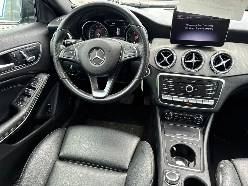 Used 2019  Mercedes-Benz GLA 250 image 9