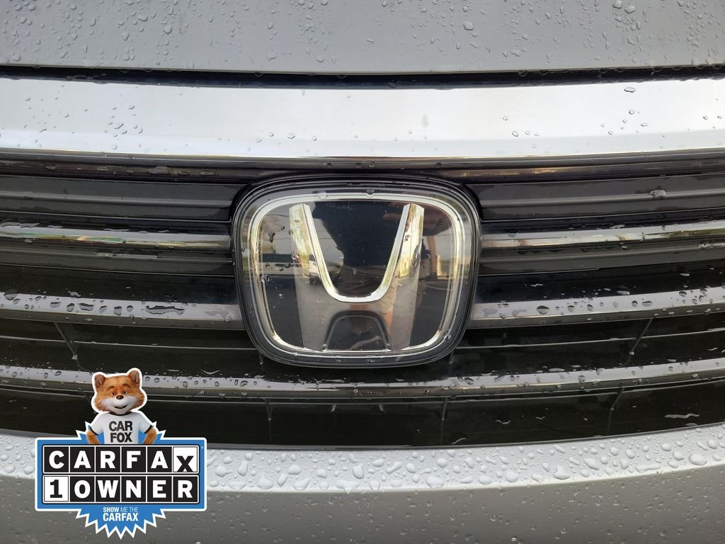 Certified Used 2021 Lunar Silver Metallic Honda EX-L image 8