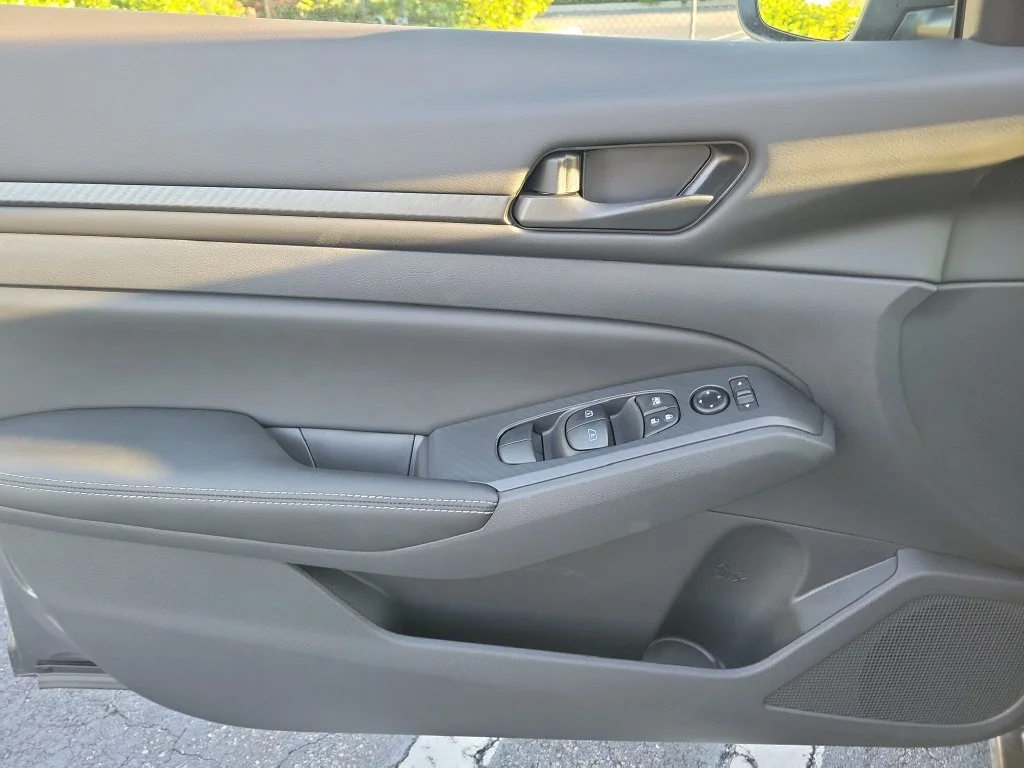 New 2026 Gray Nissan 2.5 SV image 22
