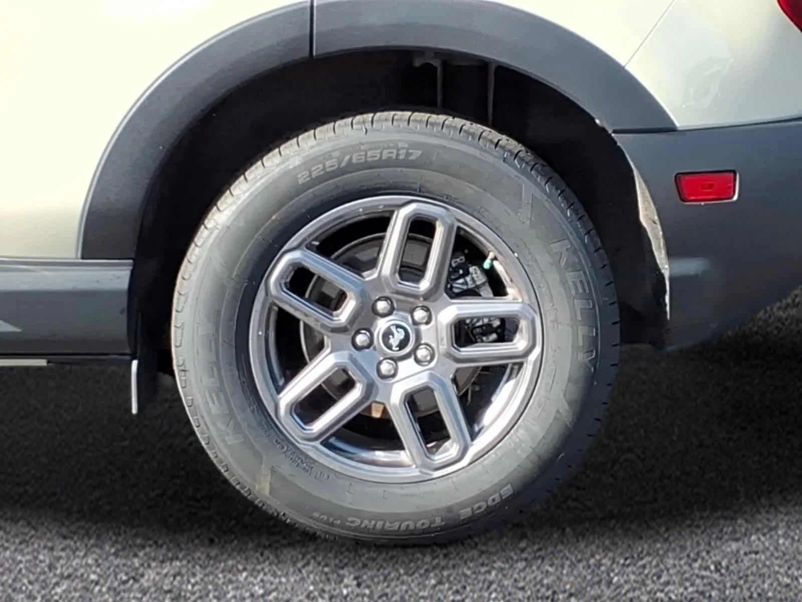 Used 2025 Desert Sand Ford Big Bend image 3