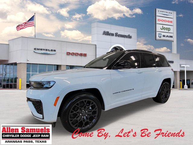 New 2026 Jeep Grand Cherokee Summit With Navigation &amp; 4WD