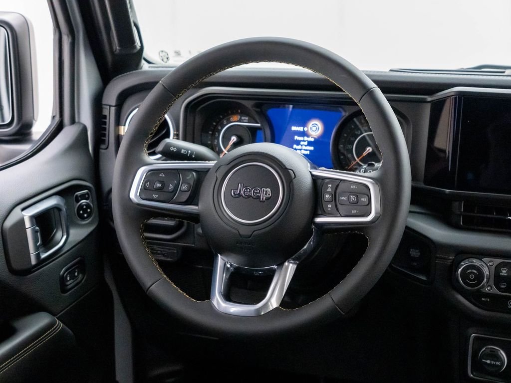 2024 Jeep Wrangler 4-Door Sahara - Photo 11