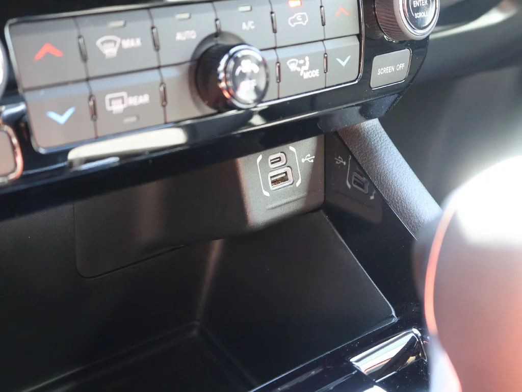 Used 2026 Red Jeep Trailhawk image 38