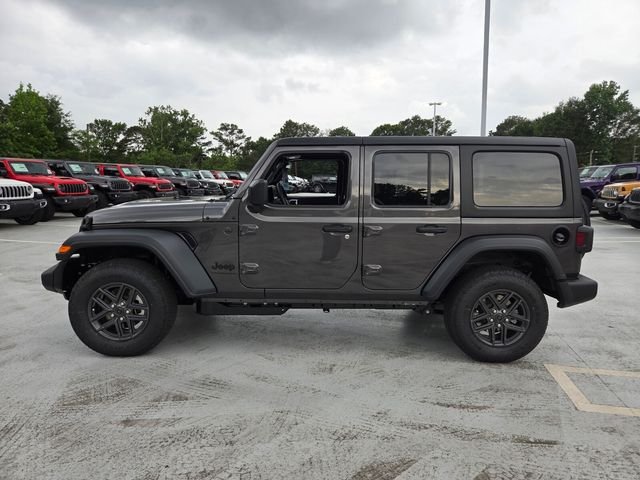 New 2026 Granite Crystal Metallic Clear-Coat Exterior Paint Jeep Sport image 4