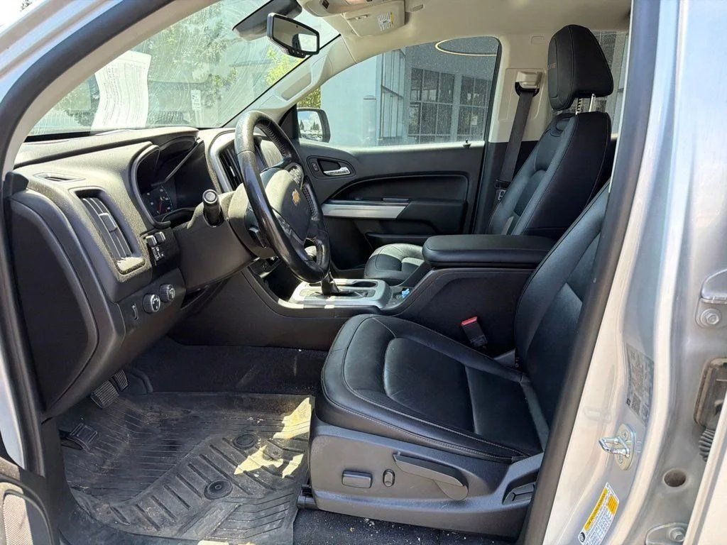 Used 2020 Silver Ice Metallic Chevrolet ZR2 image 10