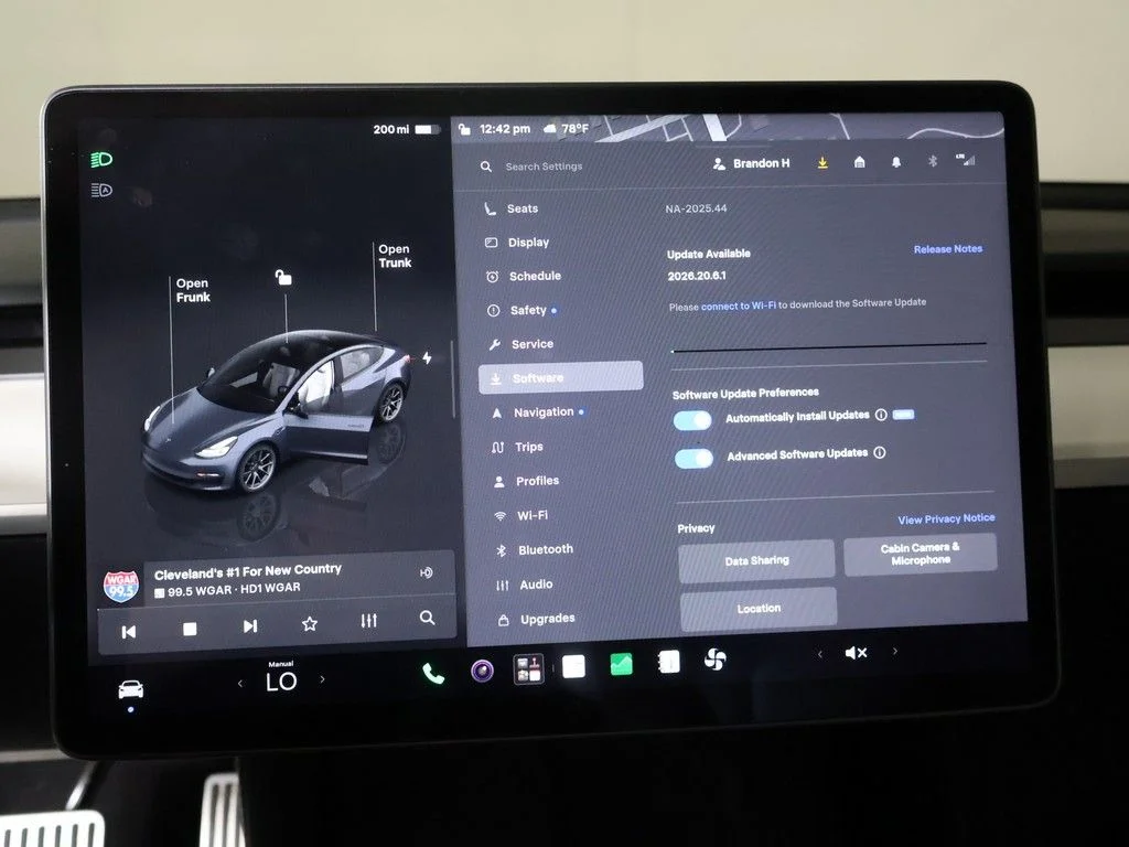 Used 2022 Silver Tesla Long Range image 46