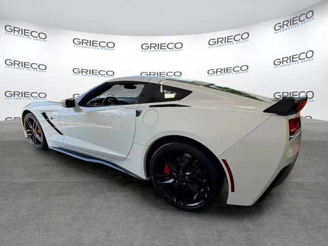 Used 2019 White Chevrolet Stingray image 7