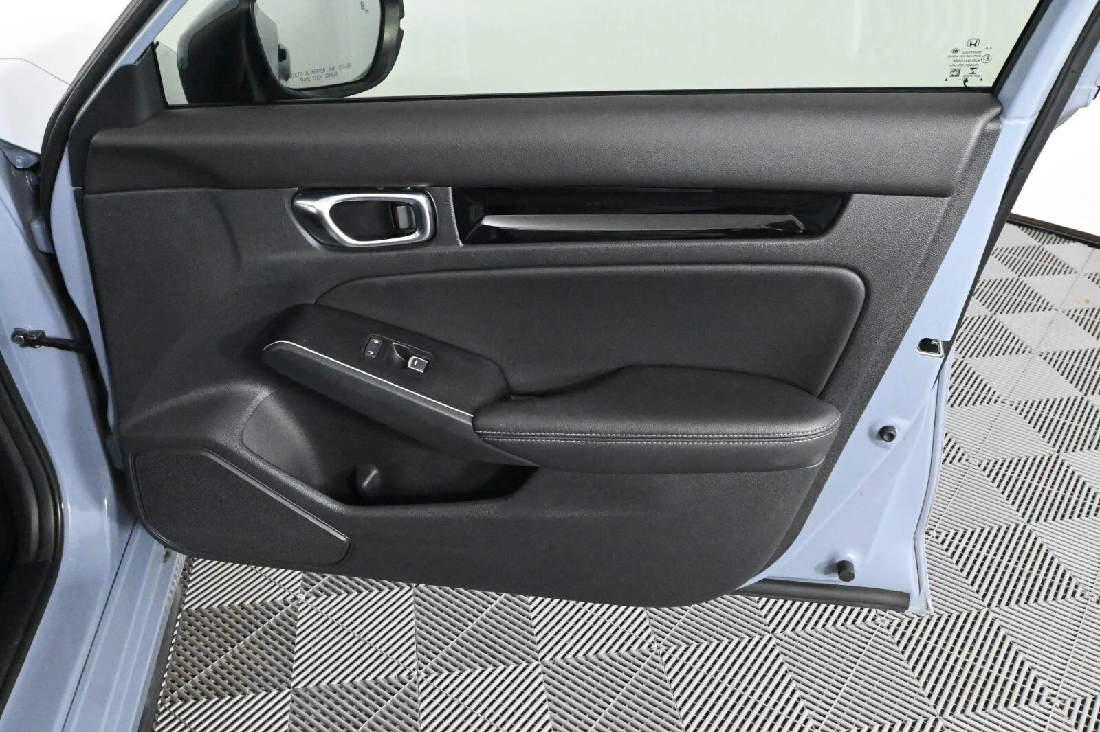 Used 2022 Sonic Gray Pearl Honda Sport Touring image 10