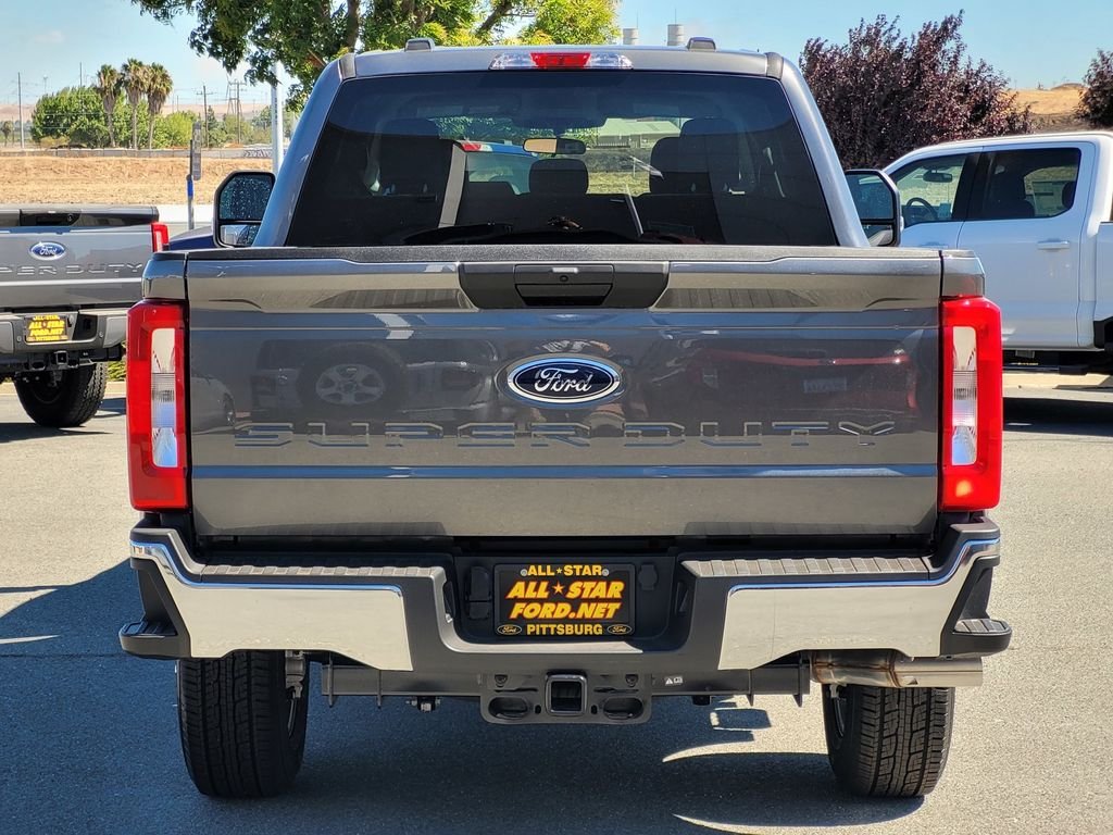 New 2026 Carbonized Gray Metallic Ford F-250® XLT image 4